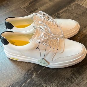 Mens Cole Haan golf size 10